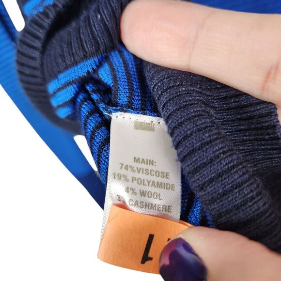 ST. JOHN Sweater Womens Medium Blue Striped Wool Cashmere Blend Knit Top - Picture 7 of 8